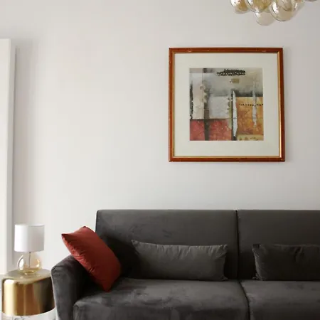 Apartment Curated Refuge *